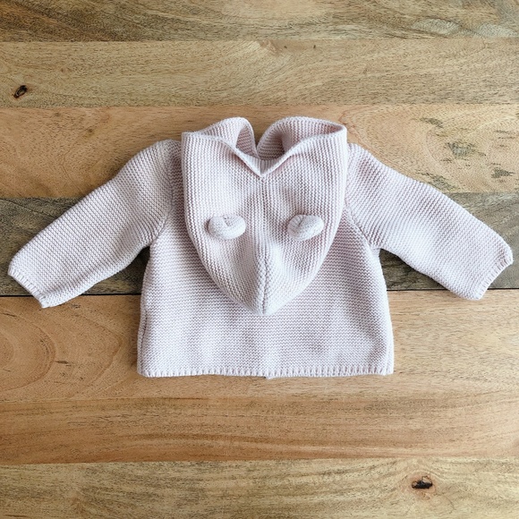 🍁Gap 3-6m pink knit sweater with ears - Picture 2 of 8